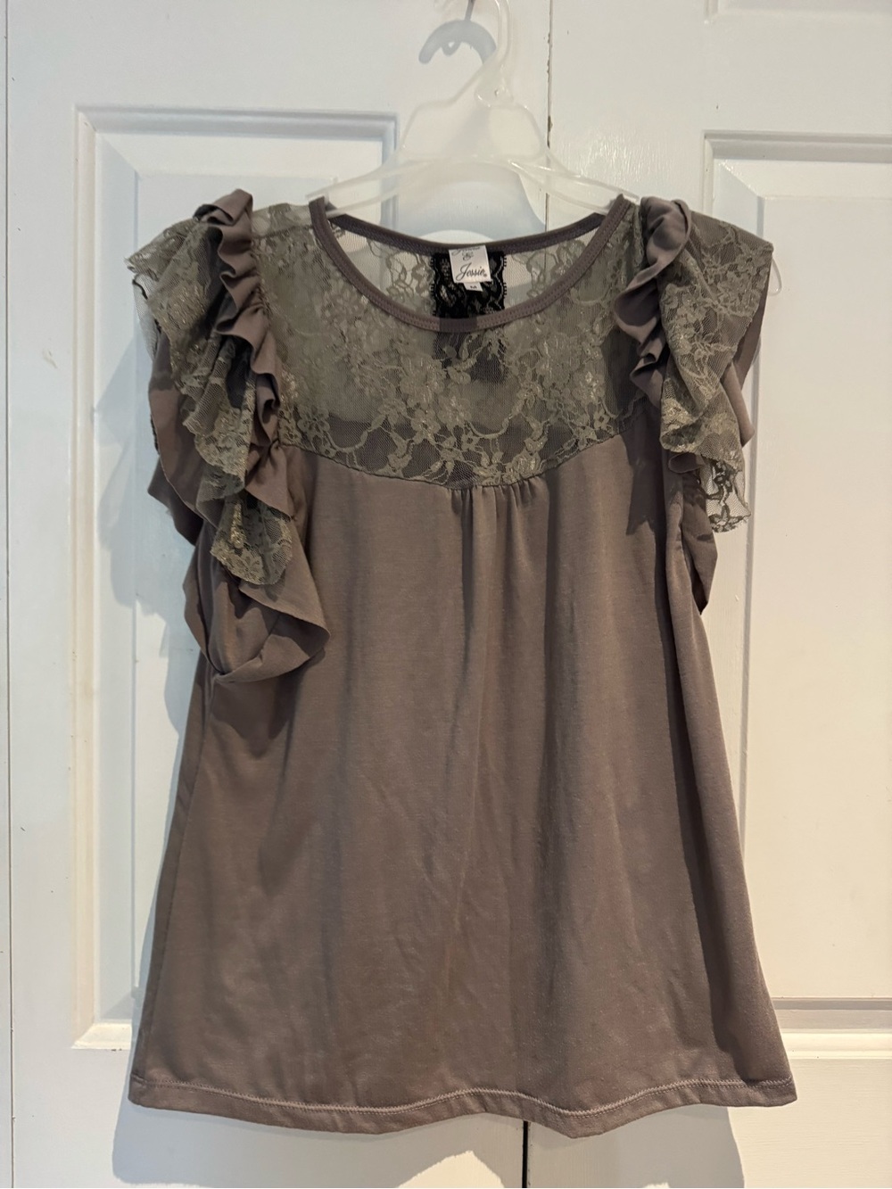 Gibson Lace Yoke Ruffle Camisole - Taupe